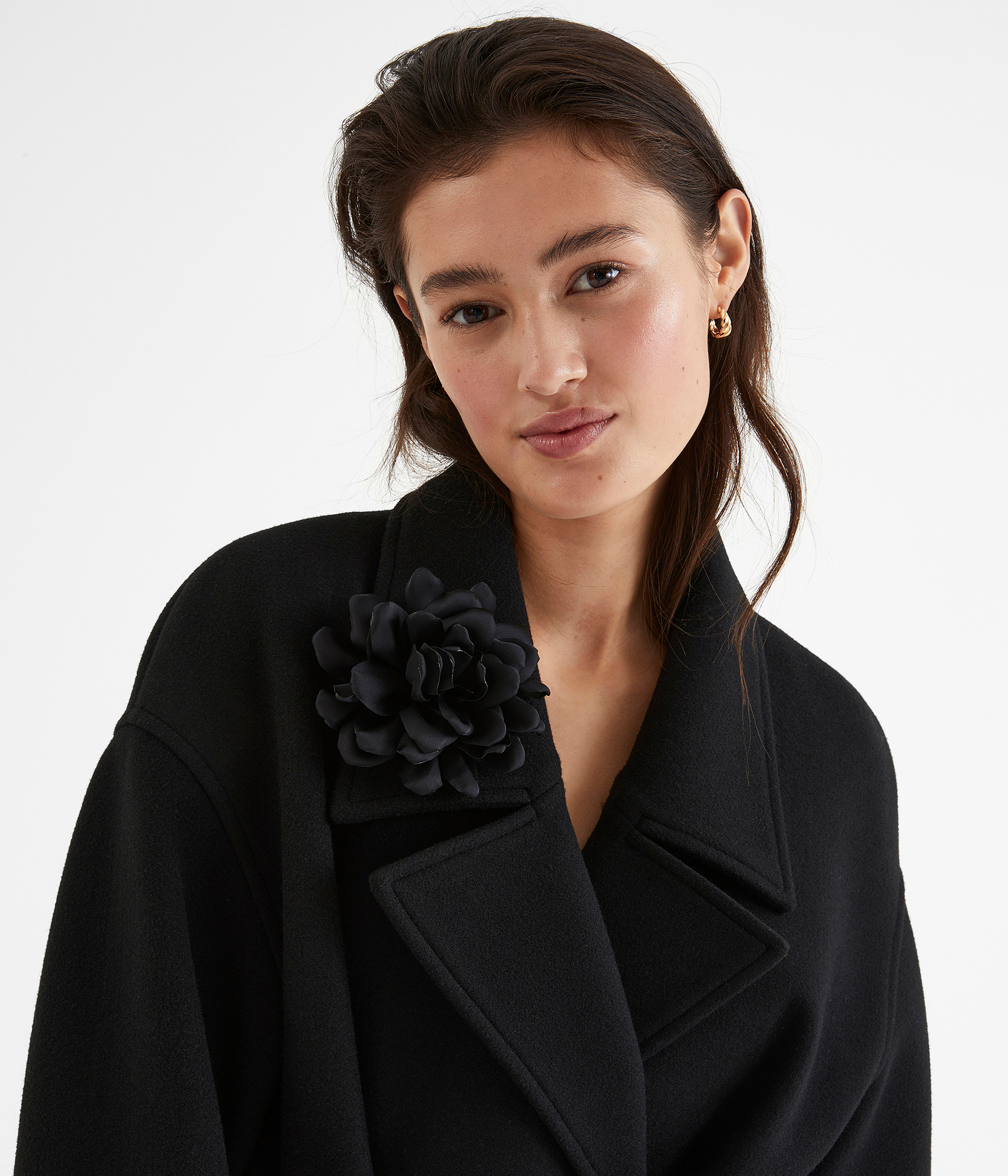 Brosch Med Tygblomma Kappahl brosch-med-tygblomma-kappahl