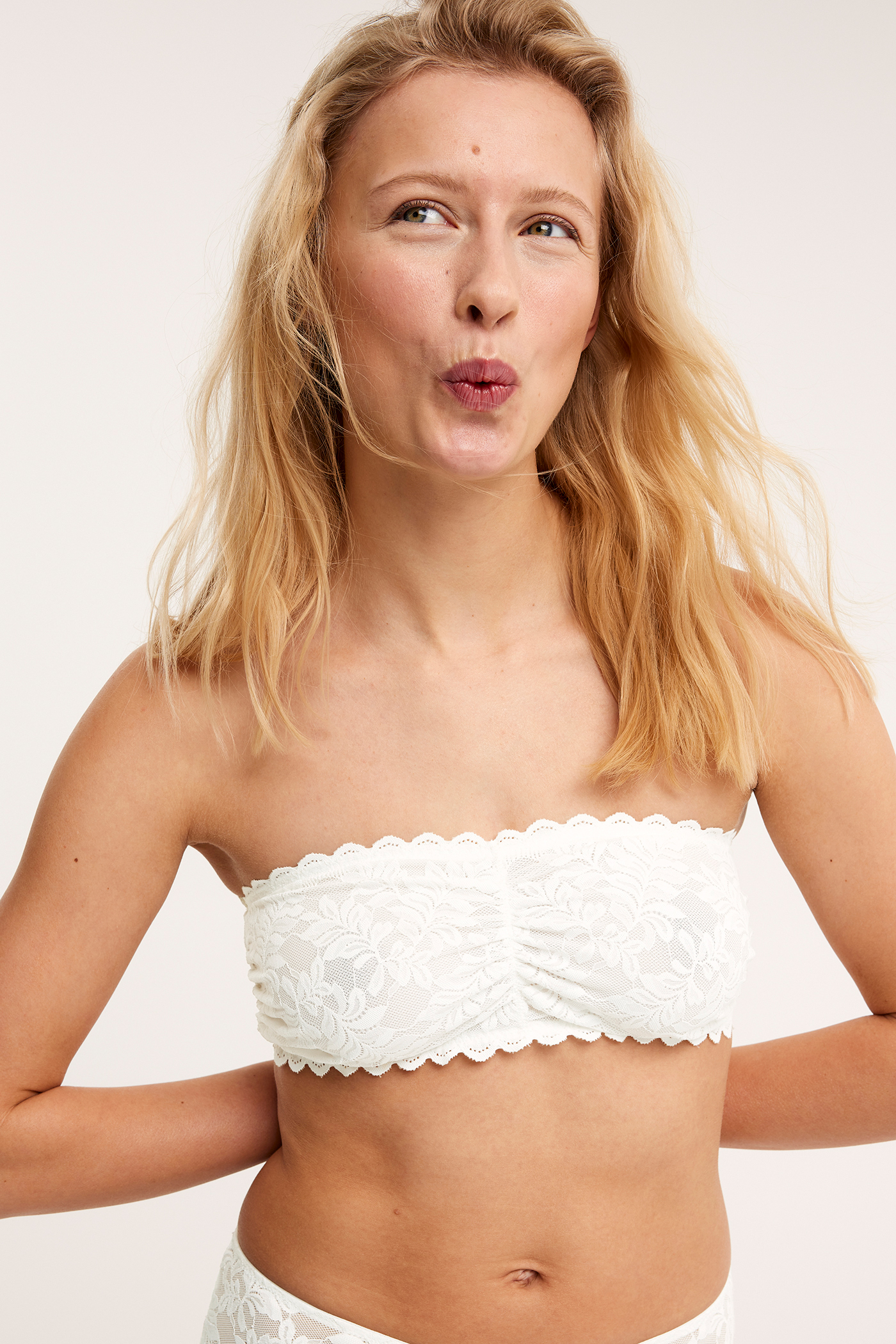 Stanik Bandeau Offwhite Kobieta Stanik Bandeau Offwhite Kobieta