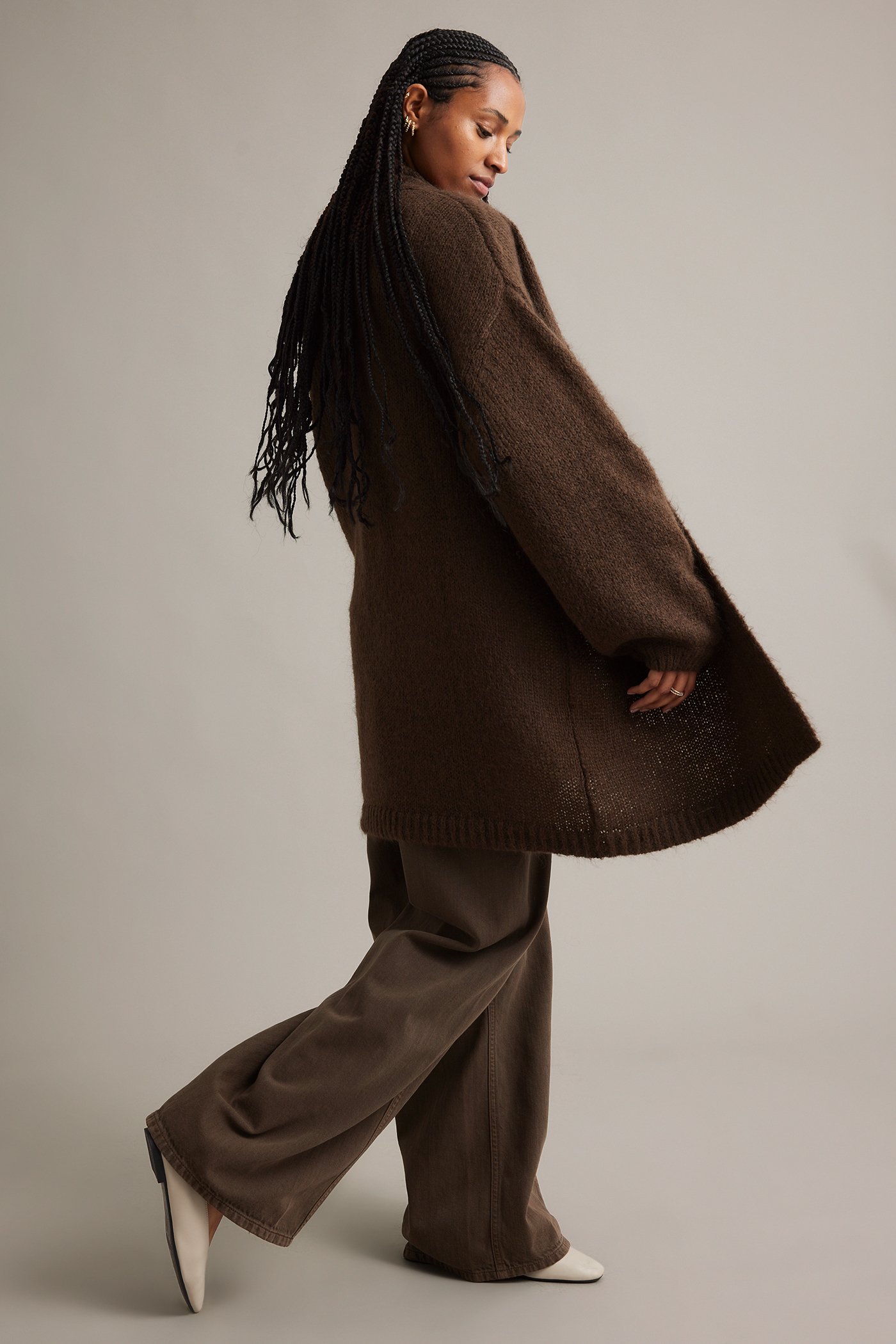 482513_f.jpg?ref=C31E56BCB4