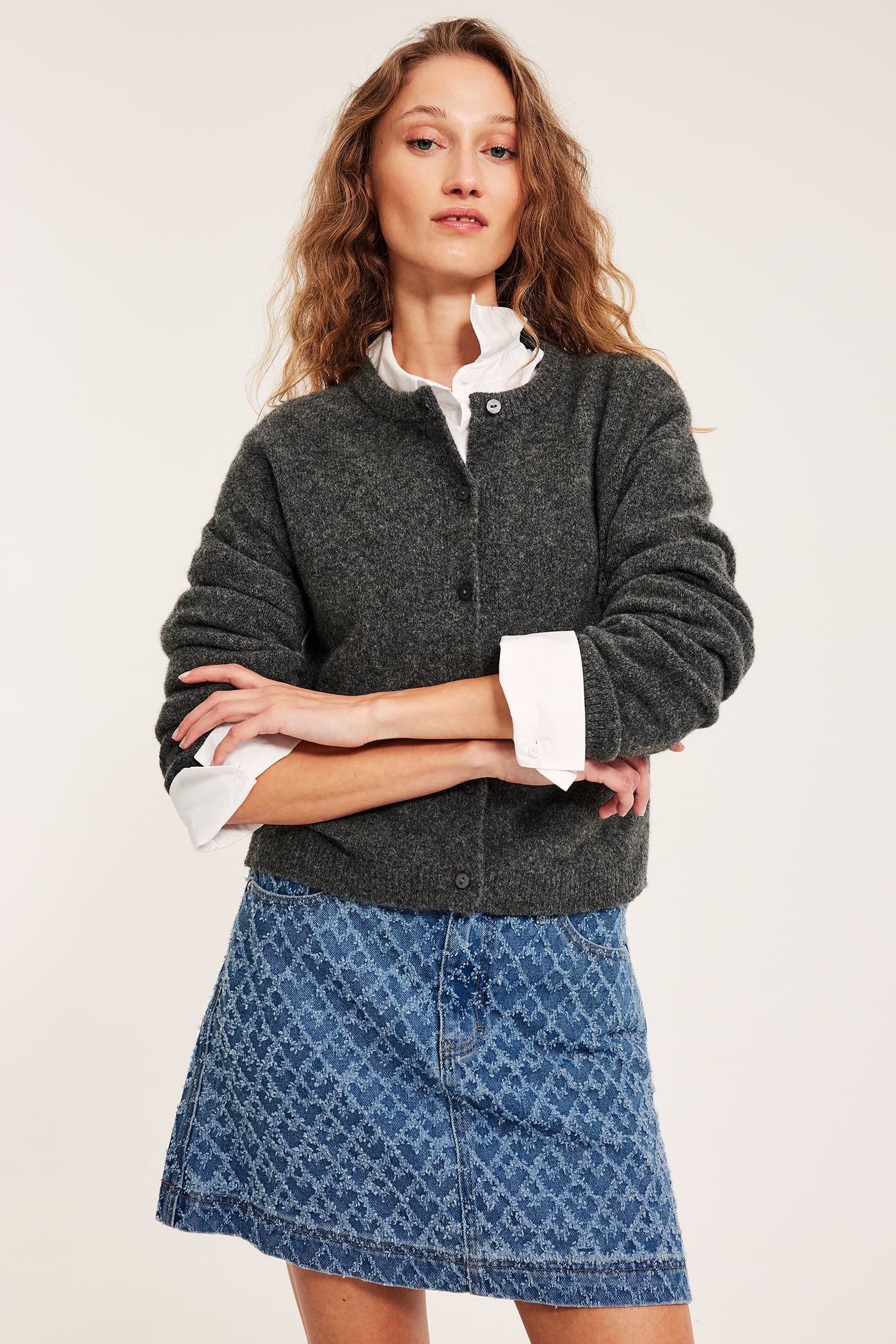 Strukturerad jeanskjol — kjol med fickor från Kappahl