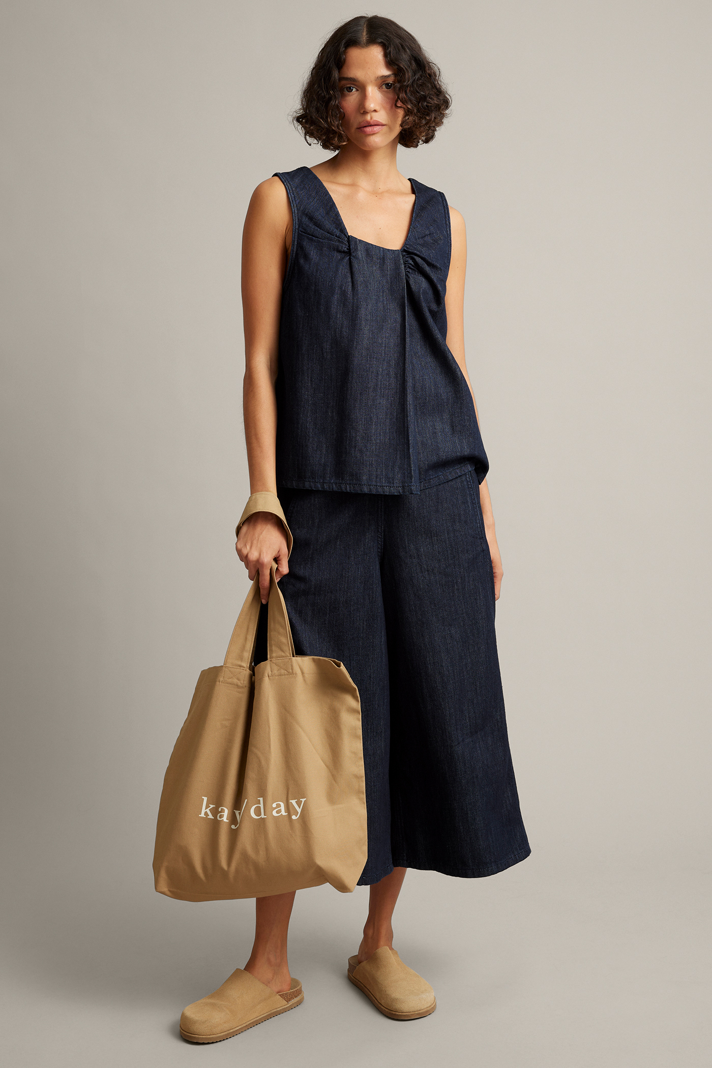 Pull-on jeans i culottemodell | Mörk denim | Dam | Kappahl