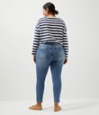 Thumbnail Ebba slim jeans short leg | Blå | Dame | Kappahl