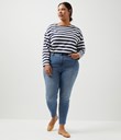Thumbnail Ebba slim jeans short leg | Niebieski | Ona | Kappahl