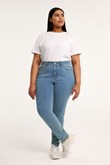 Thumbnail  Jeans i ljusare blå denim| XLNT Dam | KappAhl